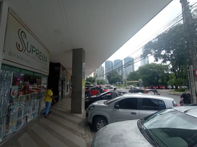 Imagem: 3 Salas Juntas, 78 M², 3 Garagens, Rua