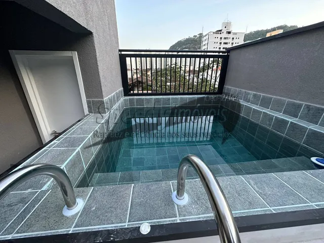 Imagem 4: Casa Á Venda em Santos, com Piscina e Churrasqueira