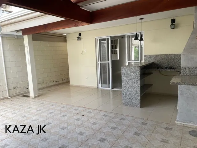 Imagem: A casa em condomínio possui 3 Dormitórios, 1 Suíte, 3