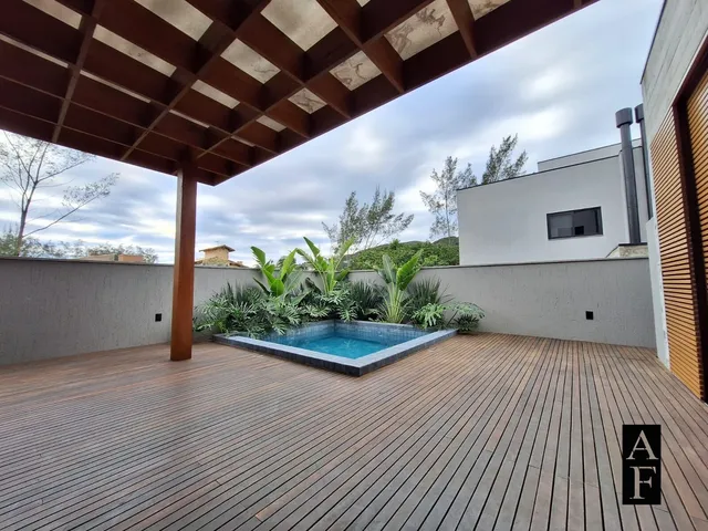 Imagem 14: Casa Alto Padrão com 3 Suítes em Bairro Panorâmico