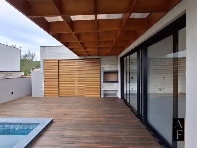 Imagem 2: Casa Alto Padrão com 3 Suítes em Bairro Panorâmico