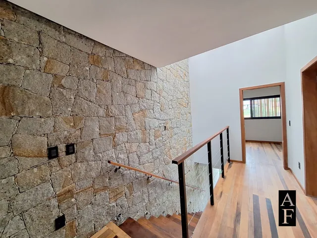Imagem 8: Casa Alto Padrão com 3 Suítes em Bairro Panorâmico