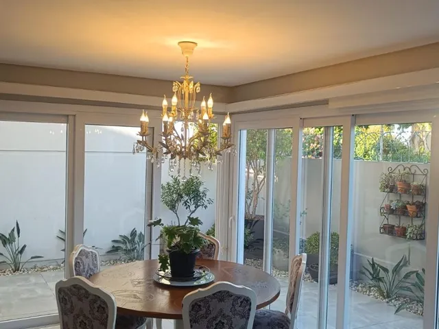 Imagem 1: Casa semi mobiliada em Condominio fechado