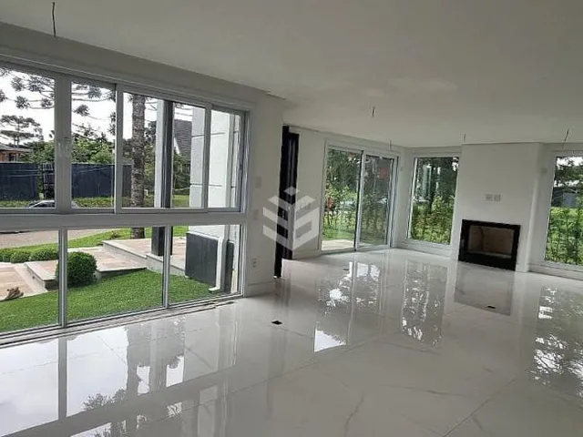 Imagem 4: Casa Clarence House no Condomínio Aspen com 5 Suítes