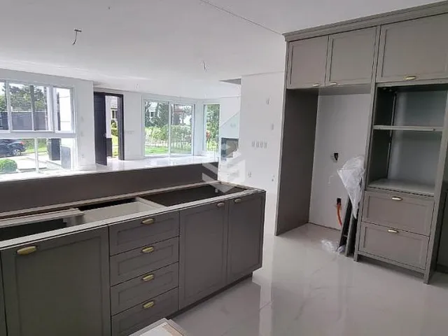Imagem 5: Casa Clarence House no Condomínio Aspen com 5 Suítes