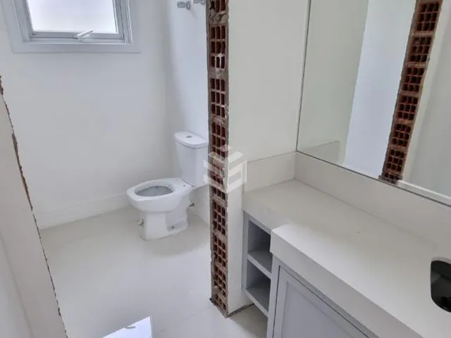 Imagem 11: Casa Clarence House no Condomínio Aspen com 5 Suítes