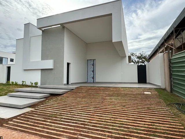 Imagem: Casa de luxo em condomínio à venda em
