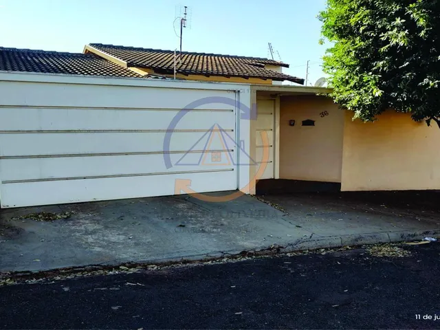 Imagem: Casa 2 Dorms com Piscina no Pôr do Sol