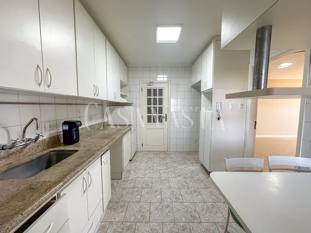 Imagem 12: Apartamento com Closet Próximo À Avenida Pompeu