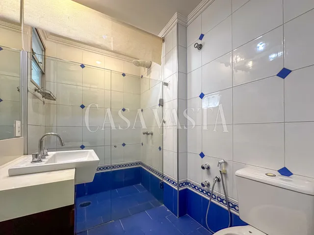 Imagem 2: Apartamento com Closet Próximo À Avenida Pompeu