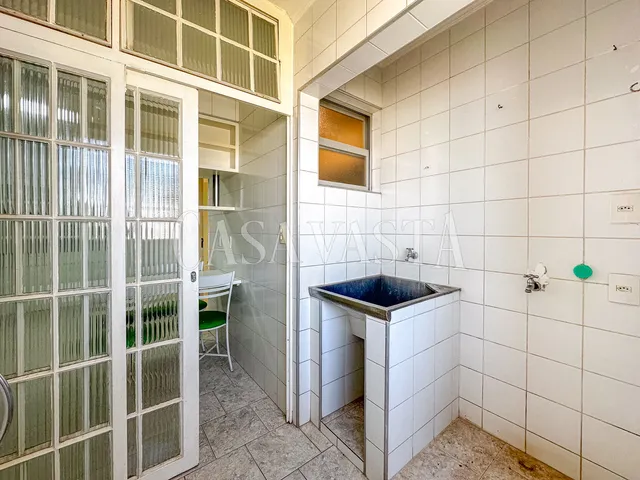 Imagem 4: Apartamento com Closet Próximo À Avenida Pompeu