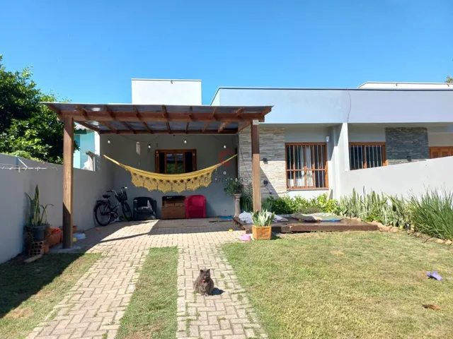 Imagem 2: Casa Geminada com 03 Dormitórios no Bairro São Jacó!