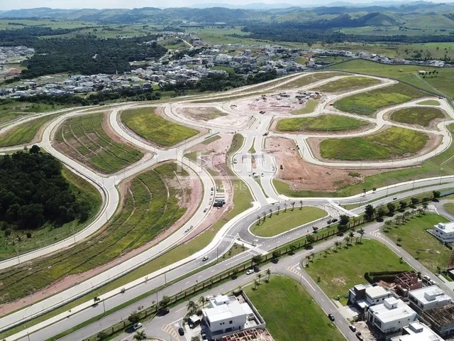 Imagem 1: Terreno / lote com venda por R$640.000