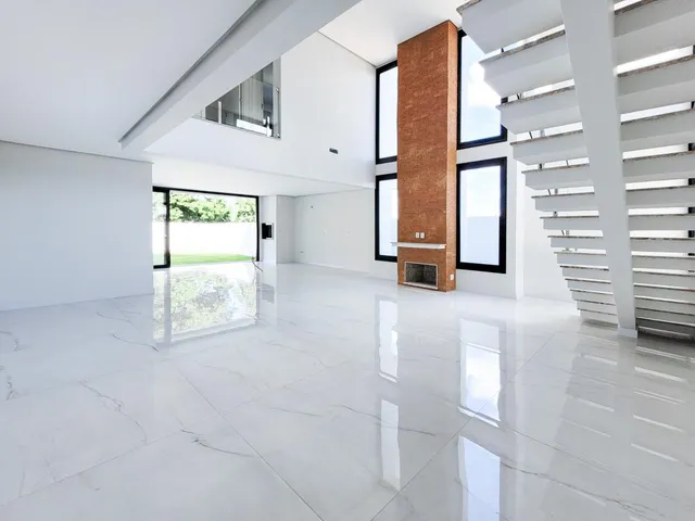 Imagem 8: Casa com 03 Dormitórios no Bairro Hamburgo Velho