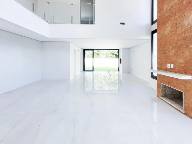 Imagem 9: Casa com 03 Dormitórios no Bairro Hamburgo Velho
