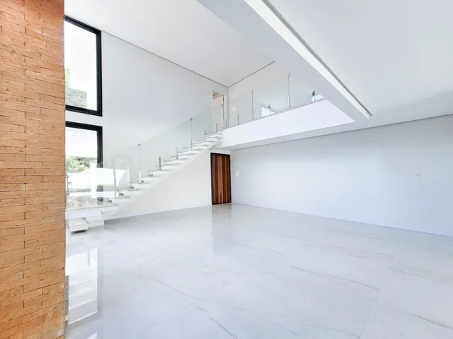 Imagem 12: Casa com 03 Dormitórios no Bairro Hamburgo Velho