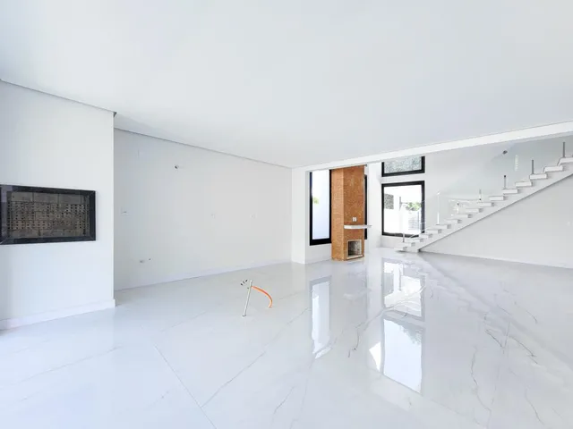 Imagem 14: Casa com 03 Dormitórios no Bairro Hamburgo Velho