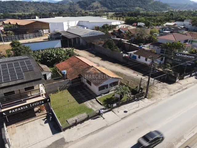 Imagem: Ponto comercial em Araçatuba, Imbituba/SC