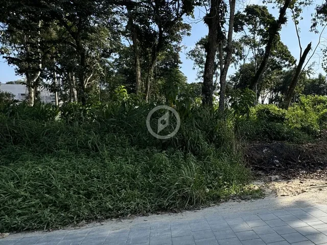 Imagem: Terreno à venda no bairro Corticeira