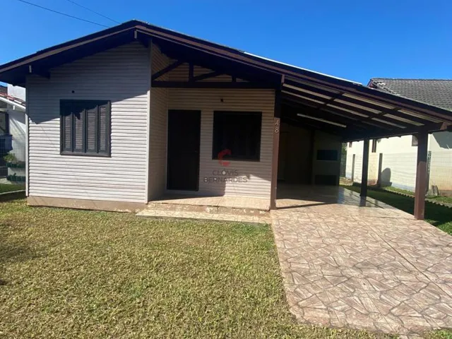Imagem: Casa com 02 Dormitórios no Bairro Centenário