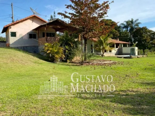 Imagem: A fazenda possui 2 Dormitórios, 1 Banheiro, 12.900m² de