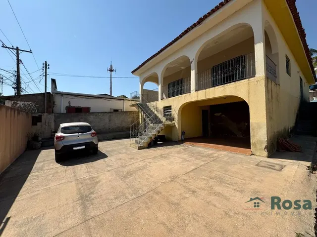 Imagem: Sobrado com 202, 95M² com Ótima Localização