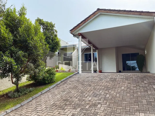 Imagem: Casa Á Venda no Bairro Pioneiros Catarinenses