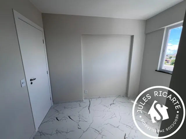 Imagem 8: Apartamento À Venda no Ed. Cetro Home - Av. Ernestino Borges