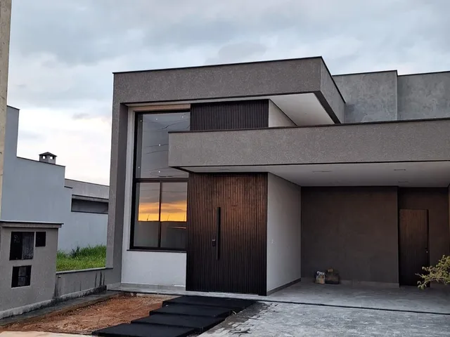 Imagem: A casa em condomínio possui 3 Dormitórios, 1 Suíte, 4
