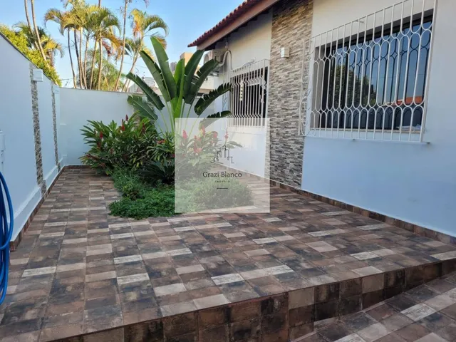 Imagem: Casa com 3 Quartos, 200M², À Venda em