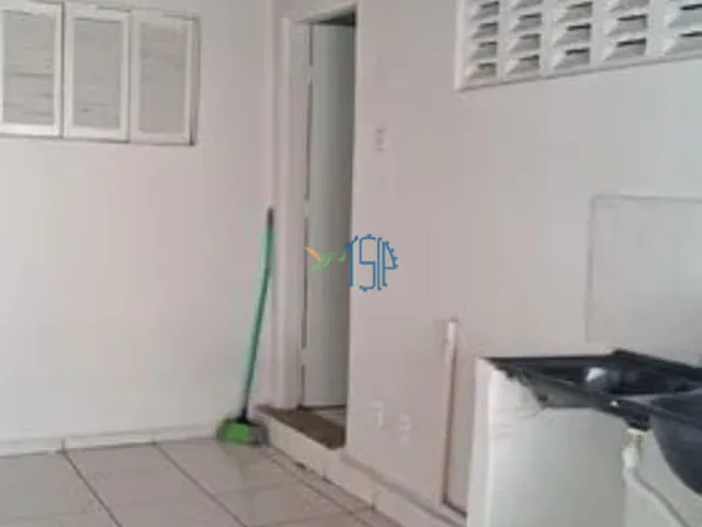 Imagem 2: Casa Padrão/ Casa Padrão em Natal / Casa Padrão em rua pública em...