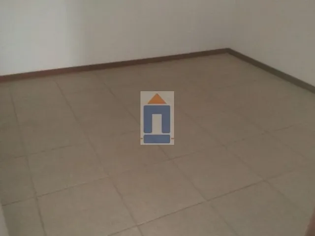 Imagem: Sala com 205M², 06 Vagas de Garagens, na