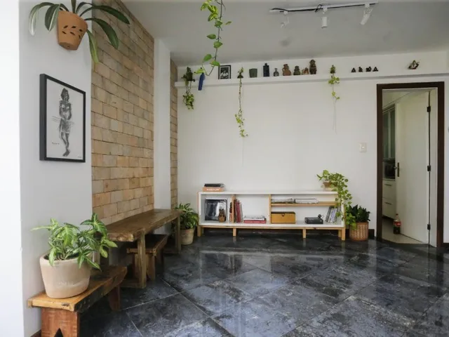 Imagem 7: Apartamento cobertura medindo 240 m², dividido em 4 quartos, duas...