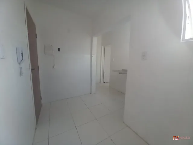 Imagem 13: Apartamento 02 Quartos com Dependência em Brotas