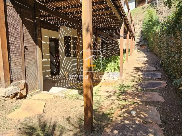 Imagem 3: Casa com 5 quartos no Retiro do Chalé