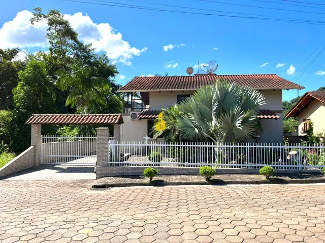 Imagem: Casa dois pavimentos em Rodeio