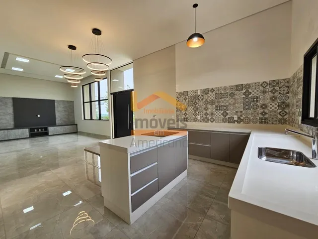Imagem: Imperdível Casa de Luxo em Condomínio