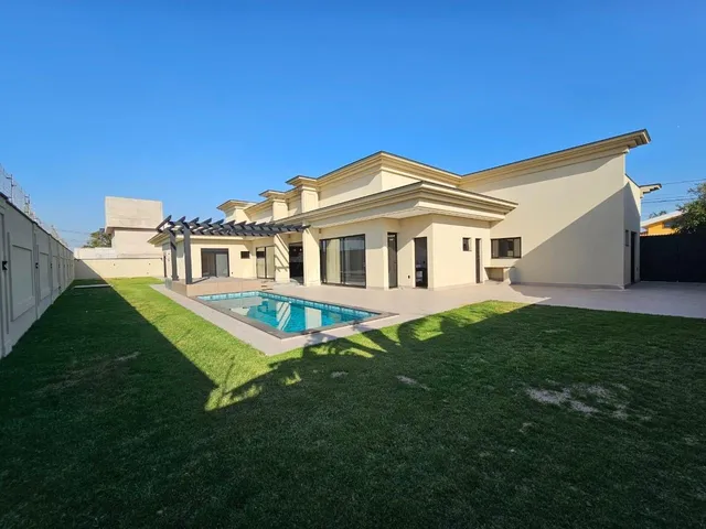 Imagem: Luxuosa Casa em Condomínio de Alto Padrão