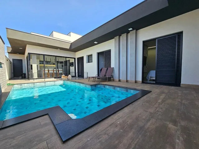 Imagem: Casa de Alto Padrão em Condomínio À Venda
