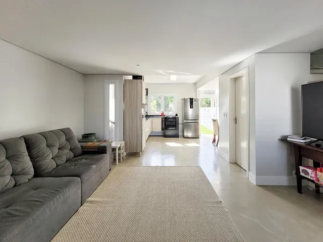 Imagem 6: Casa com 03 Dormitórios no Bairro Ideal