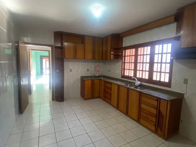 Imagem 16: Casa no Centro de Sapiranga com 04 Dormitórios!