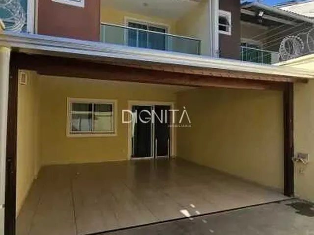 Imagem: Casa Duplex com 4 dormitórios sendo 2 Suítes