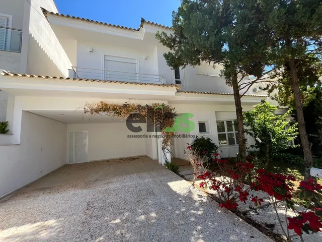 Imagem: Casa ampla c/ 03 suítes, piscina, churrasqueira