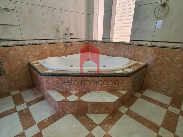 Imagem 13: Casa com piscina