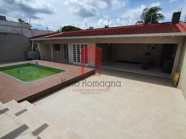 Imagem 15: Casa com piscina