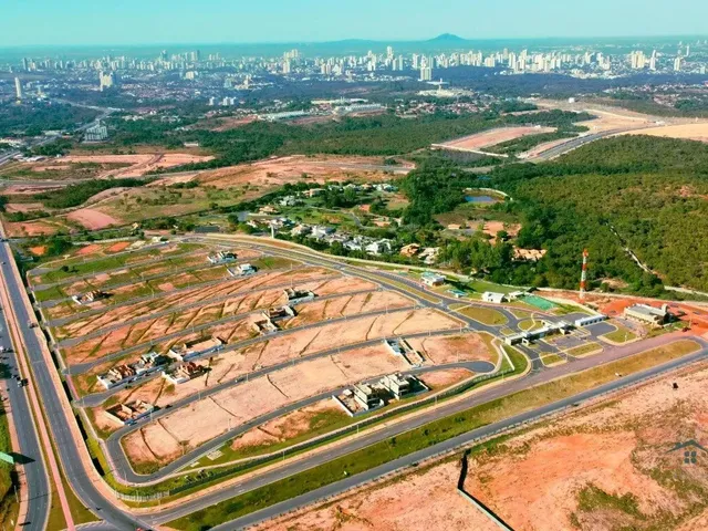 Imagem: Terreno em Condomínio Fechado ao Lado do