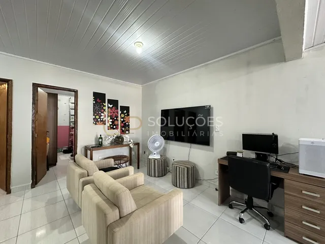 Imagem 2: Casa 2 Quartos, Reformada Recente, Lote de 300M²