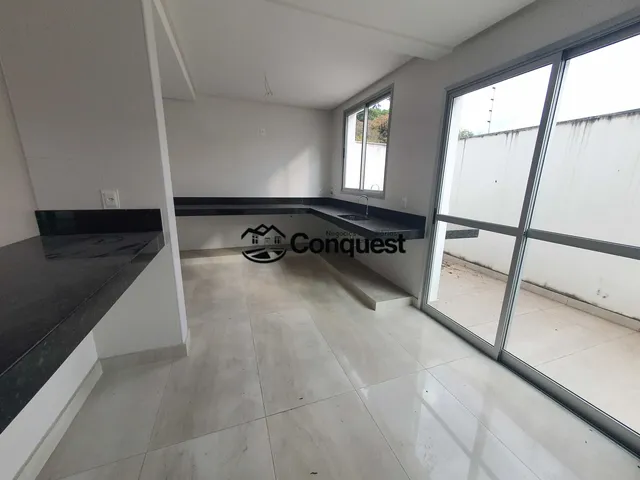 Imagem: Vendo - Belíssima Casa em Condomínio Fechado