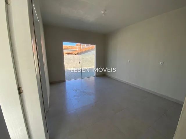 Imagem 2: Casas, 2 Dormitórios na Rua Gregório de Souza