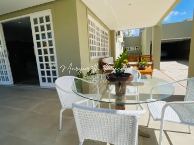 Imagem 6: Casa belíssima à venda, nascente, reformada, 4 suítes sendo a master bem ampla, em